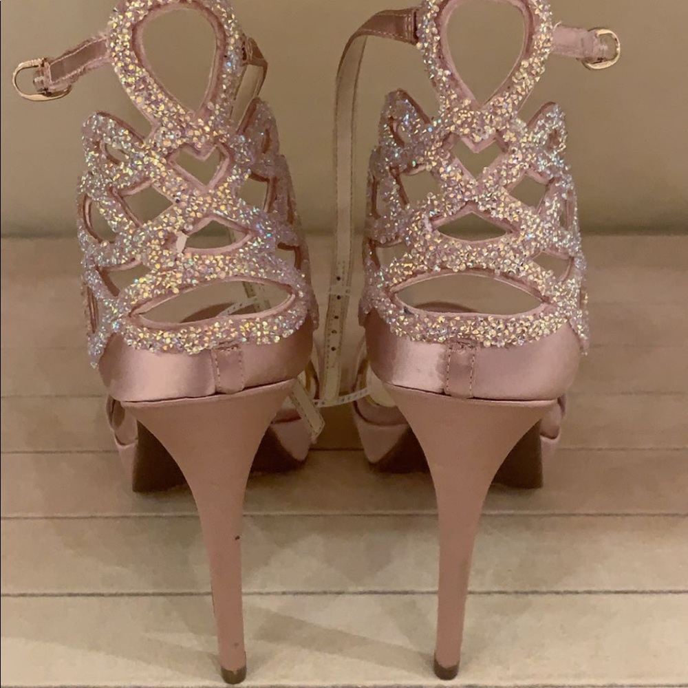 Jessica Simpson heels